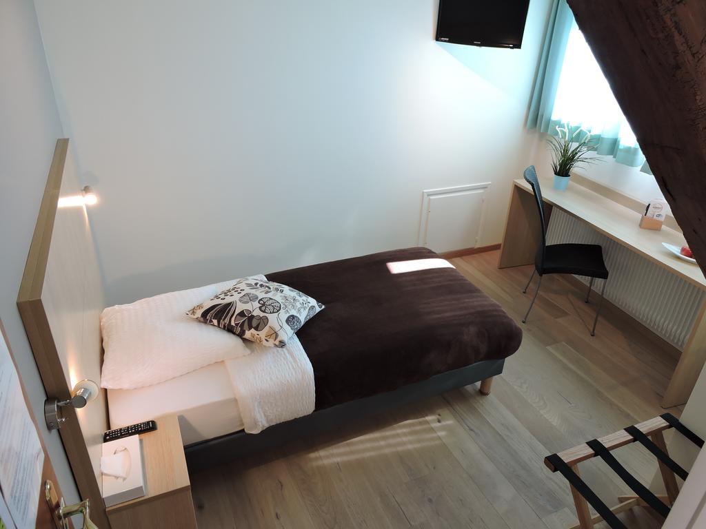 Auberge Communale De St-Legier Vevey Rum bild